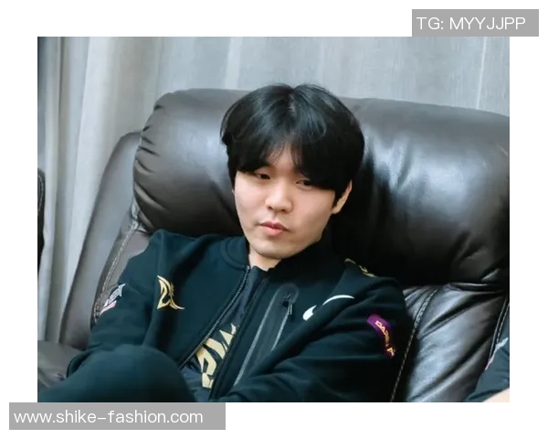 V5战队以78分稳居精英赛积分榜首位竞争愈发激烈