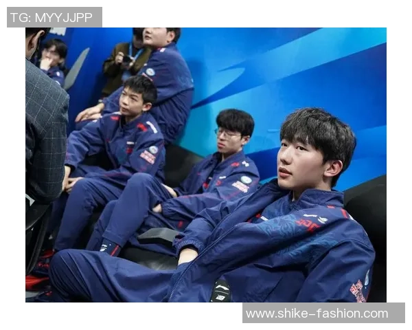 JDG战队在英雄联盟比赛中的防守反击策略分析与成效评估