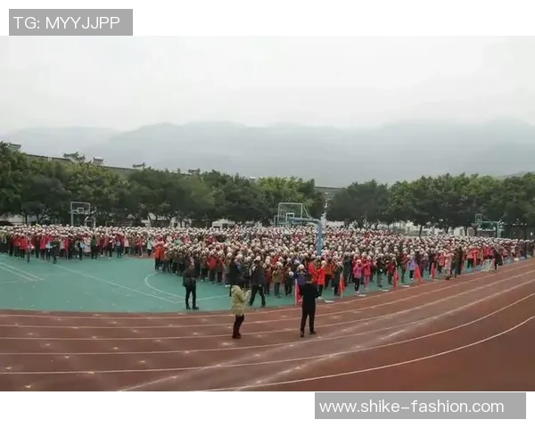 南澳女足球队崛起之路:从地方联赛到国际舞台的辉煌历程 南澳女足球队崛起之路:从地方联赛到国际舞台的辉煌历程